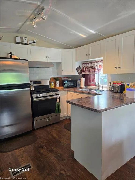 2490 Governors Road, #5 Pondview