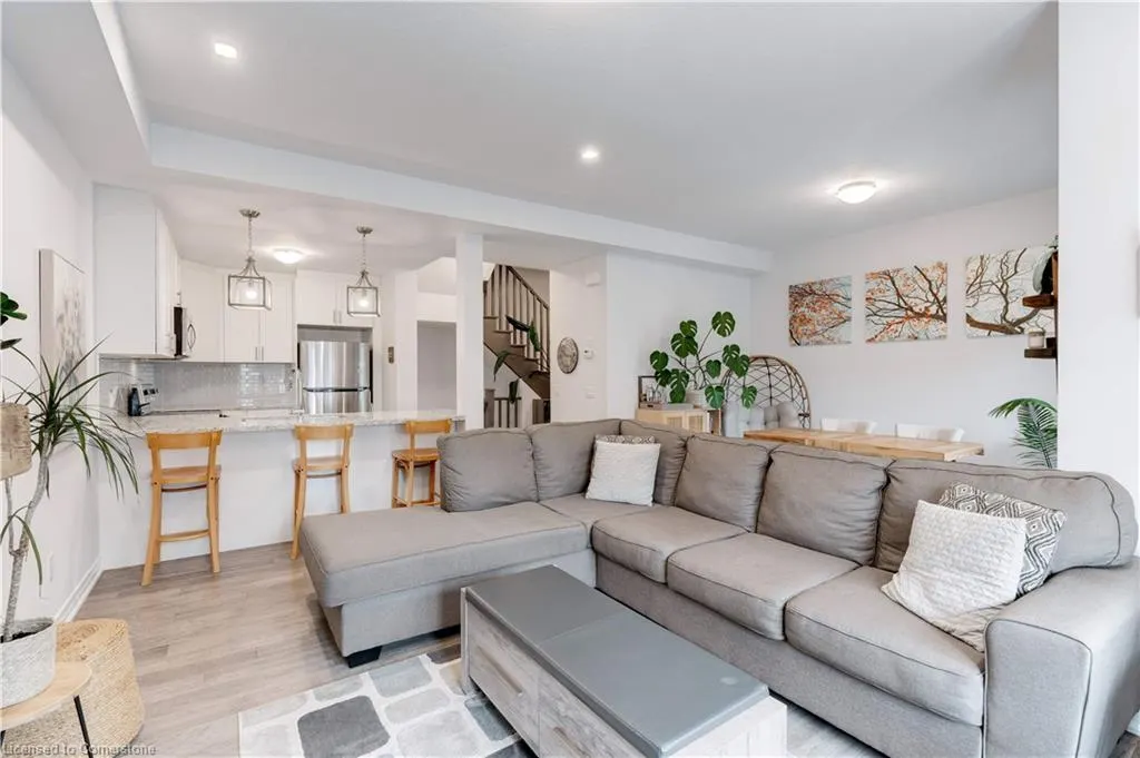 17 Ridgeside Lane