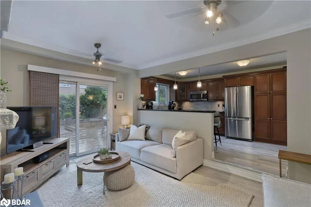 4320 Shelby Crescent