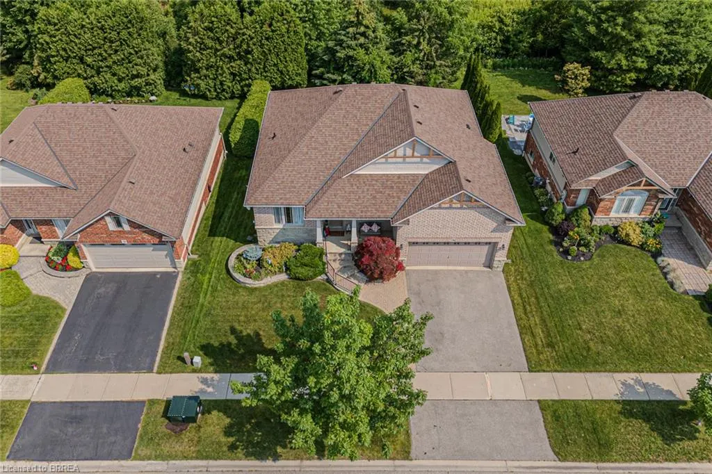 26 Cobblestone Drive