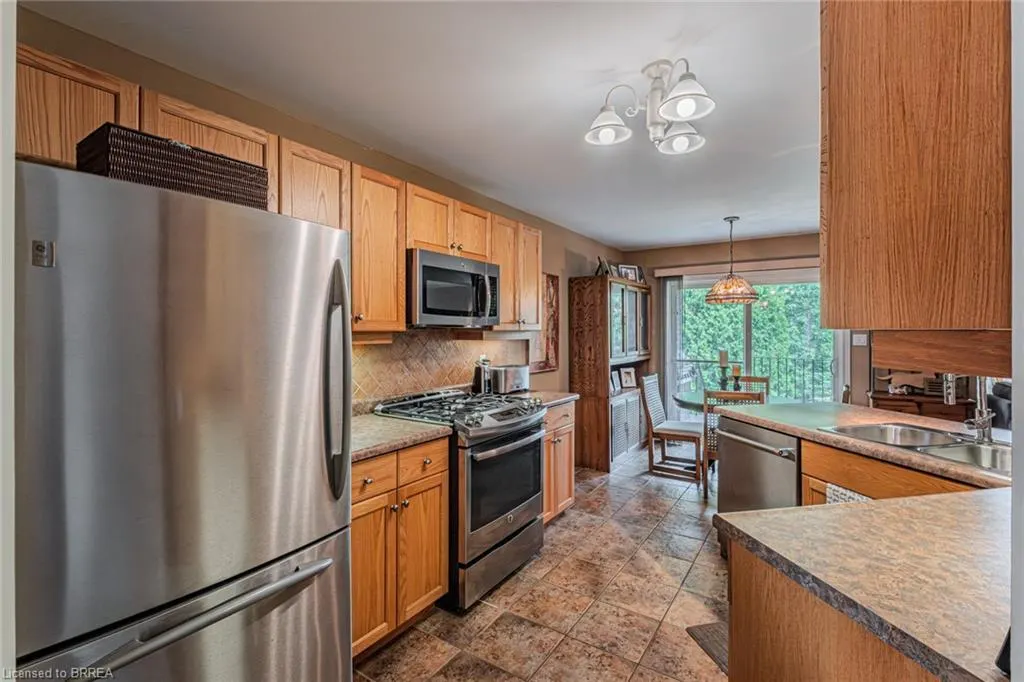 26 Cobblestone Drive