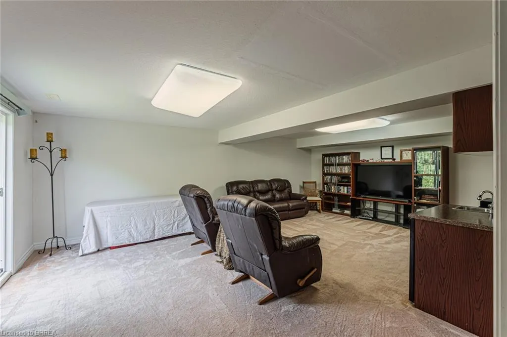 26 Cobblestone Drive