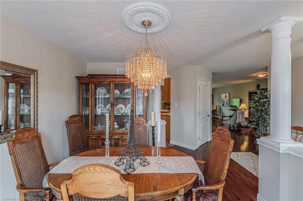 26 Cobblestone Drive