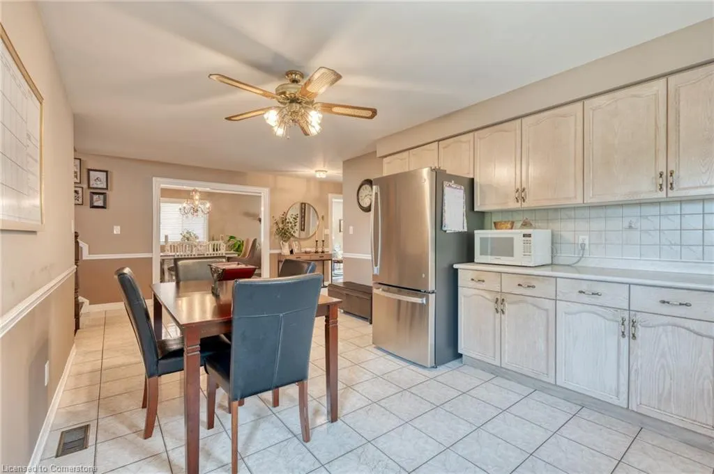 13 Loneoak Crescent