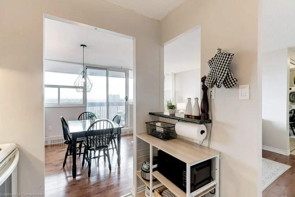 3501 Glen Erin Drive, #1009