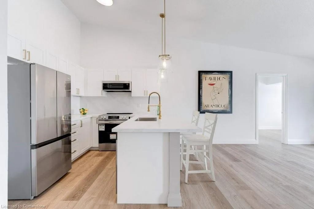 1491 Maple Avenue, #409