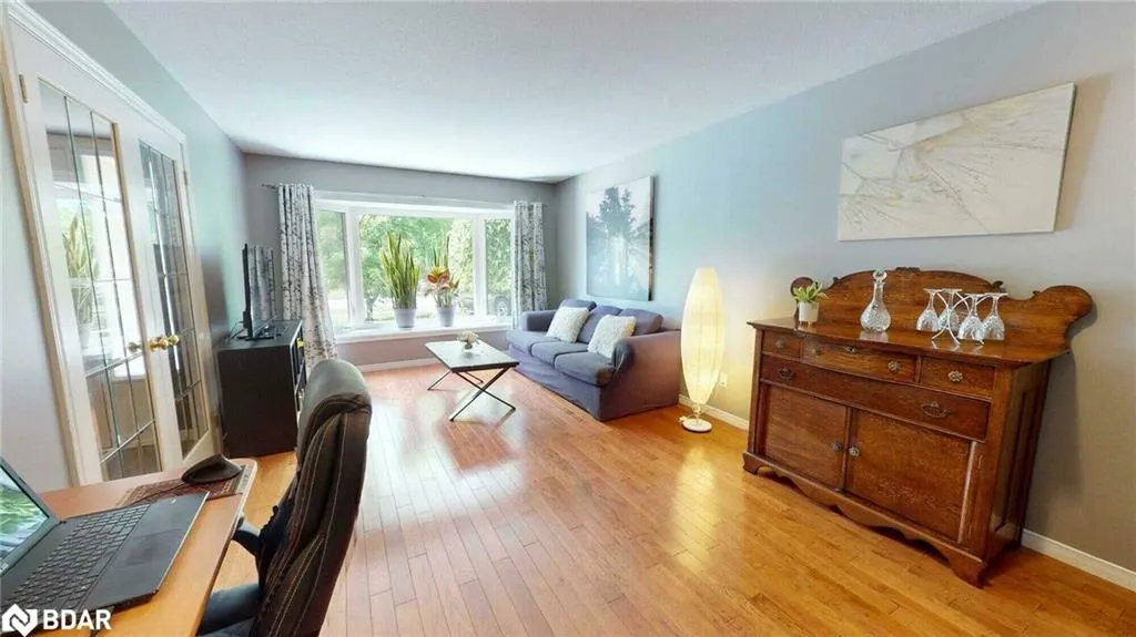 49 Peartree Crescent