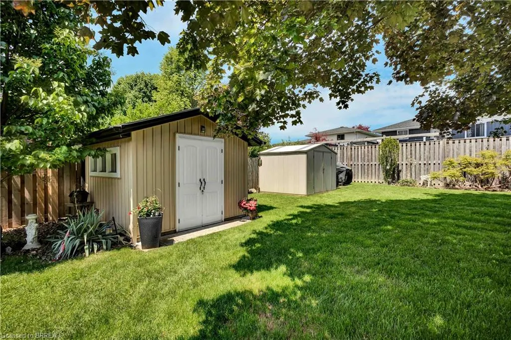 18 Clover Court