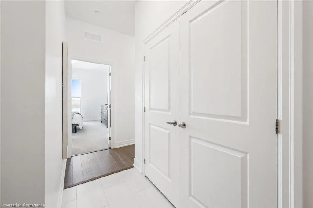 1880 Gordon Street, #1012