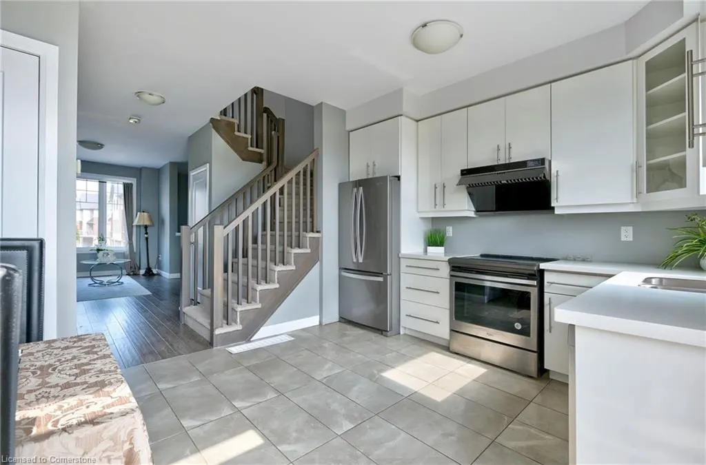 1169 Garner Road East Road E, #90