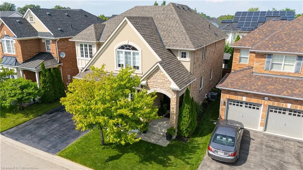 1406 Marshall Crescent