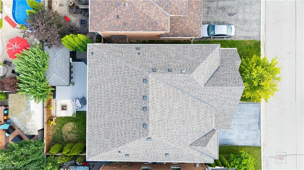 1406 Marshall Crescent