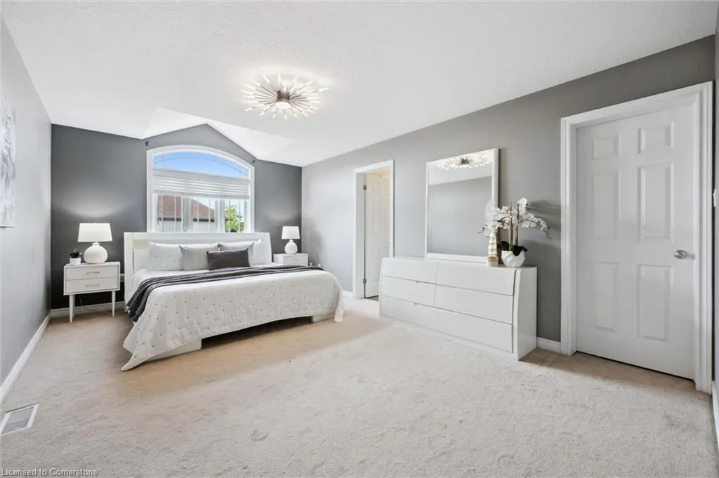 355 Macalister Boulevard, #17