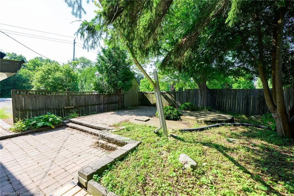 126 Mountain Road