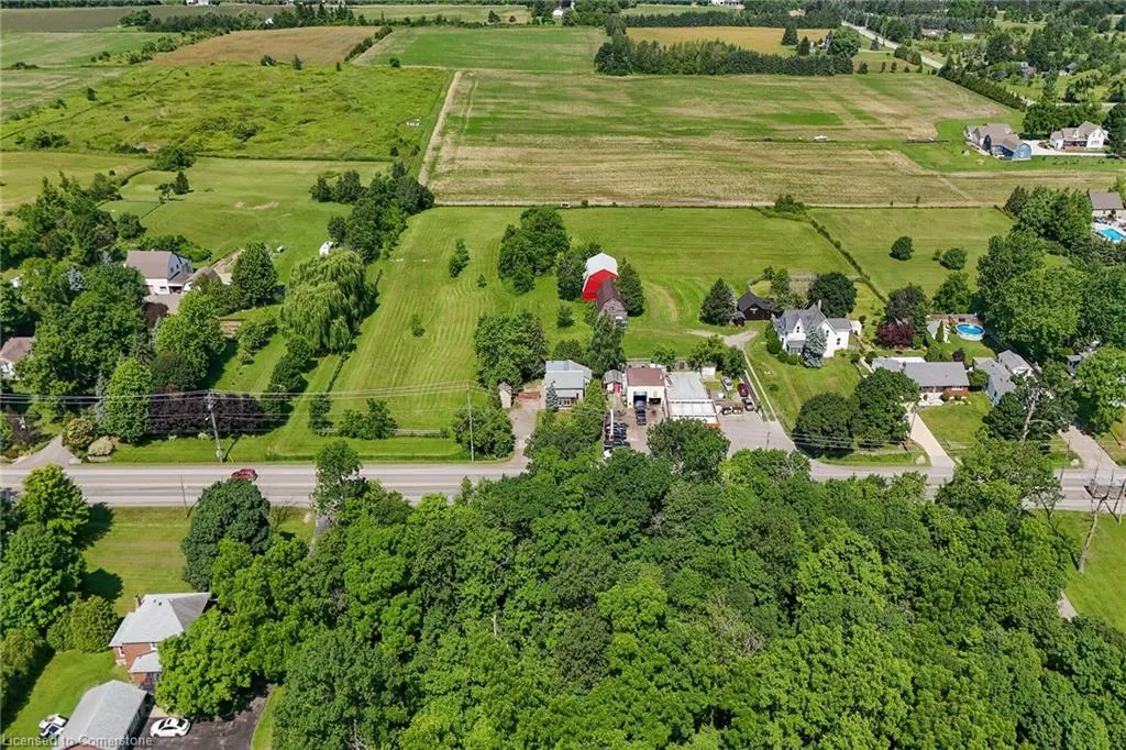 126 Mountain Road