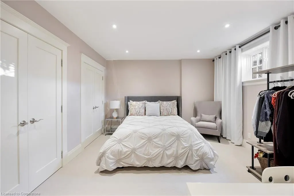 267 Eastcourt Road