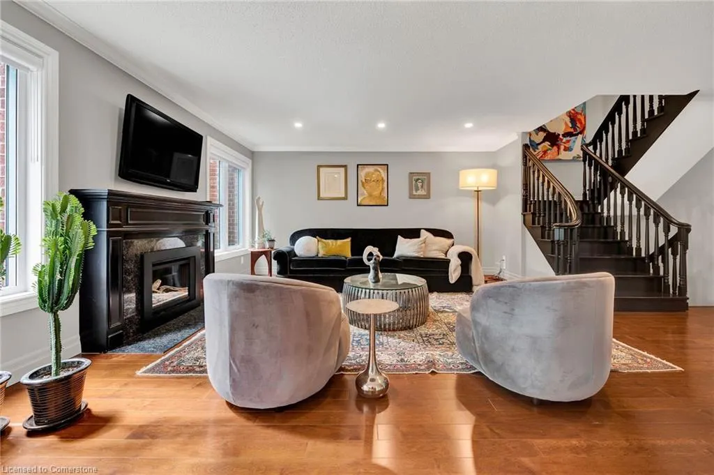 405 Glasgow Street, #3