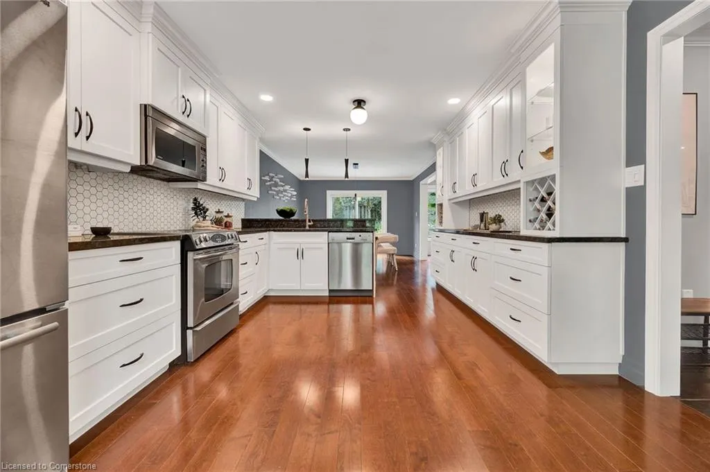 405 Glasgow Street, #3
