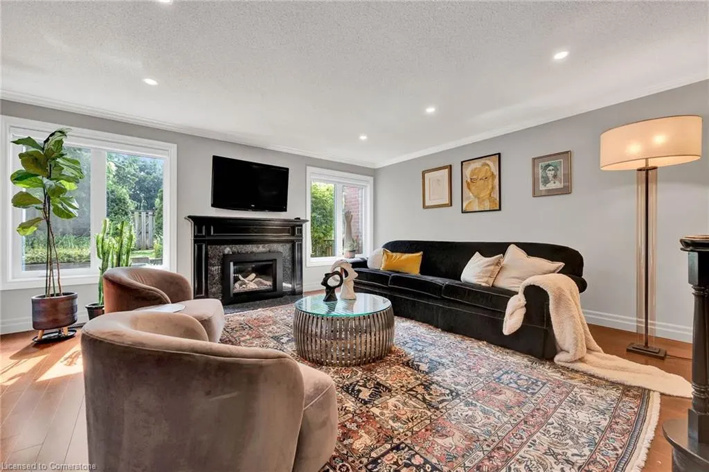 405 Glasgow Street, #3