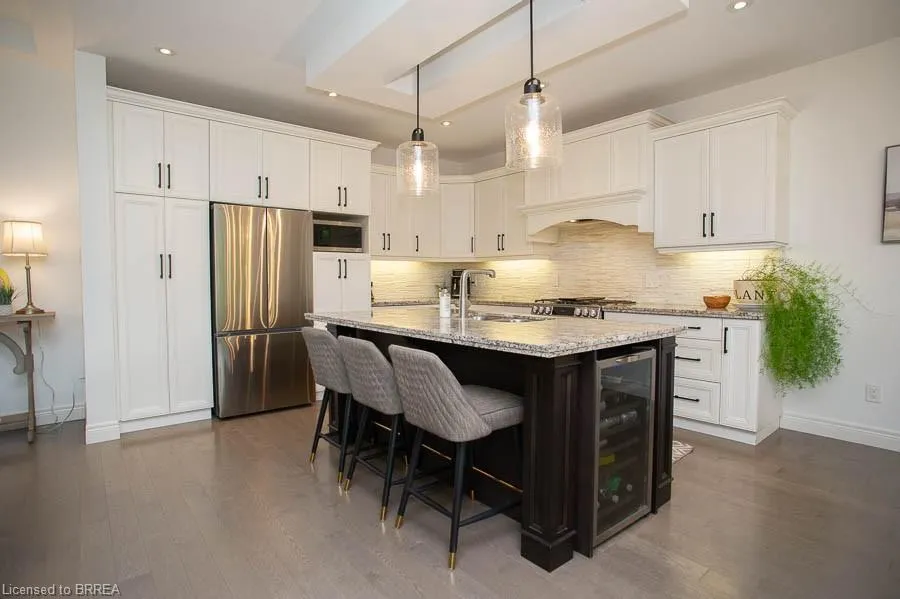 158 Willow Street, #6