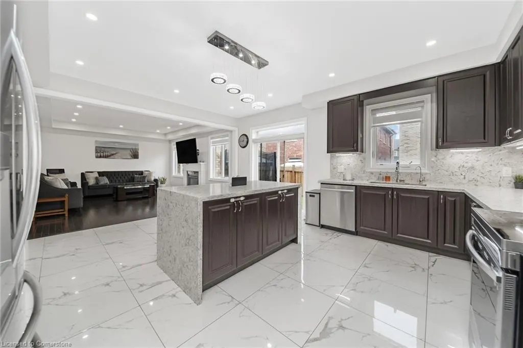 1531 Mendelson Heights