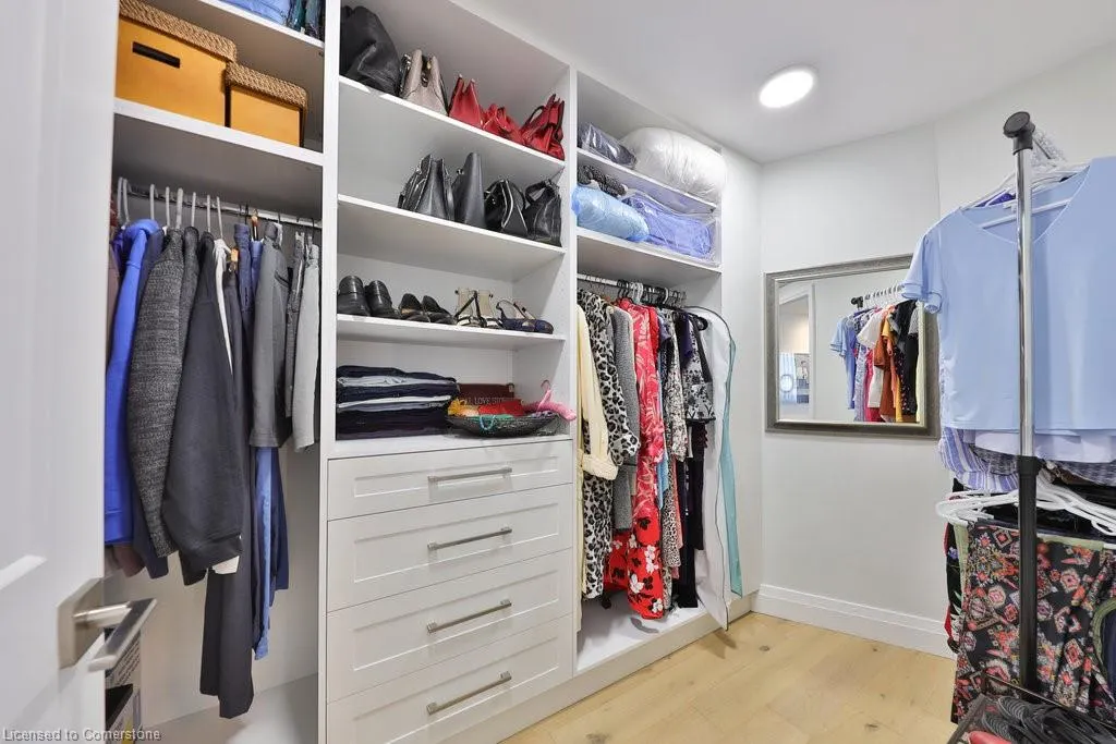 1333 Bloor Street, #606