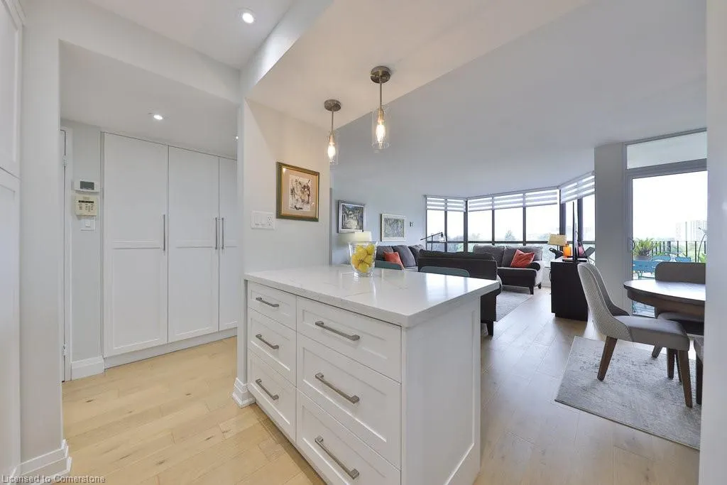 1333 Bloor Street, #606