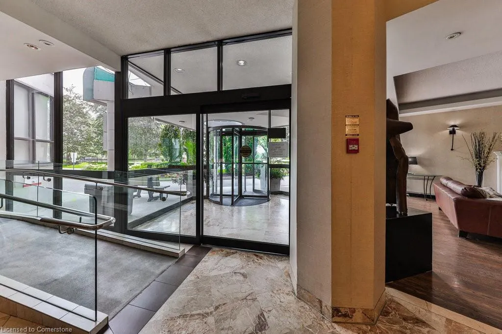 1333 Bloor Street, #606