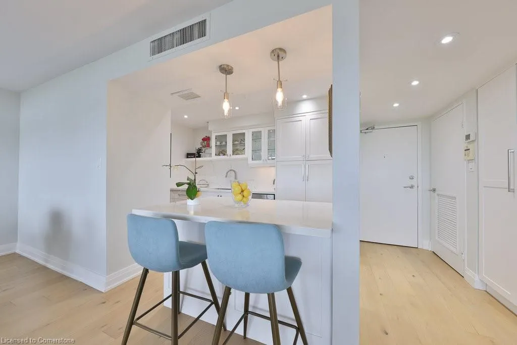 1333 Bloor Street, #606
