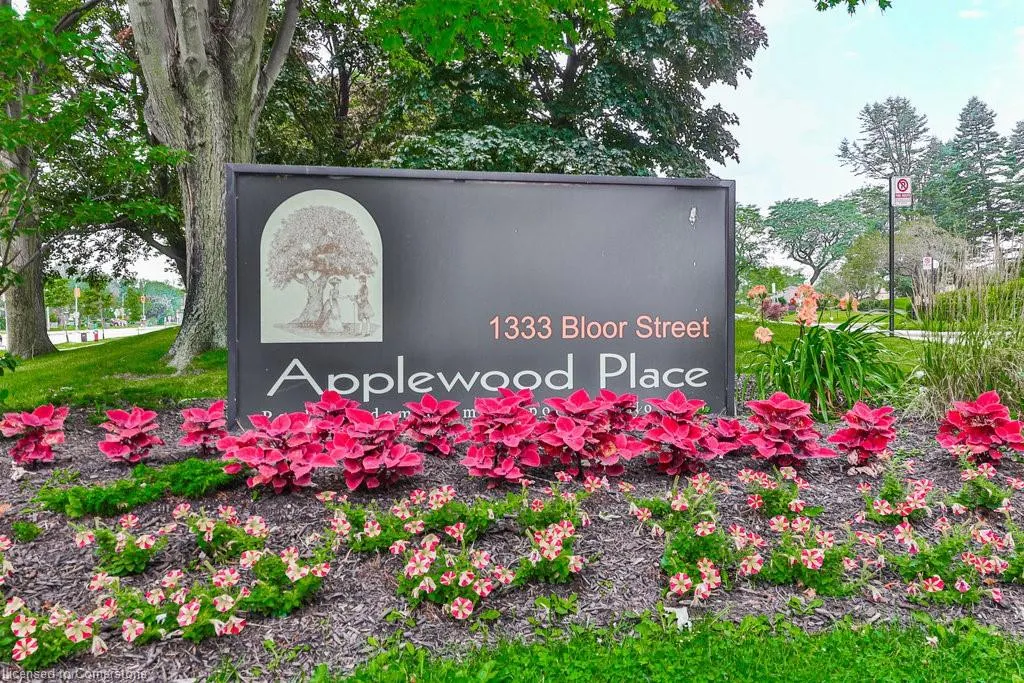 1333 Bloor Street, #606