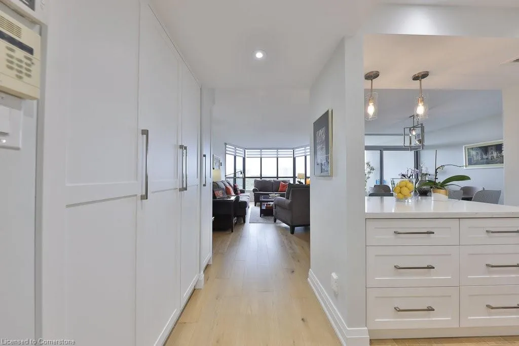 1333 Bloor Street, #606