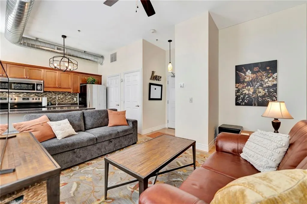140 West River Road, #301