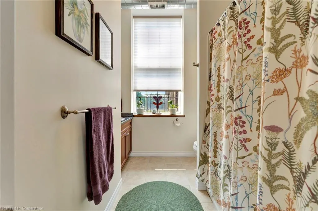 140 West River Road, #301