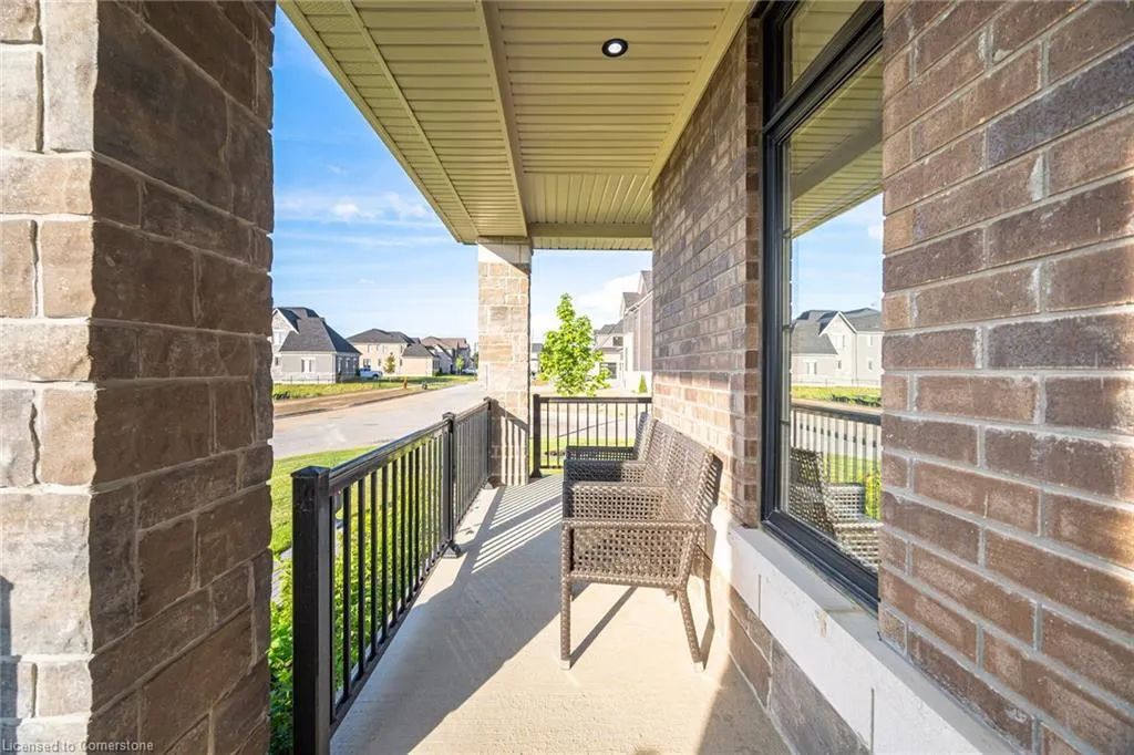 1 Twinleaf Crescent