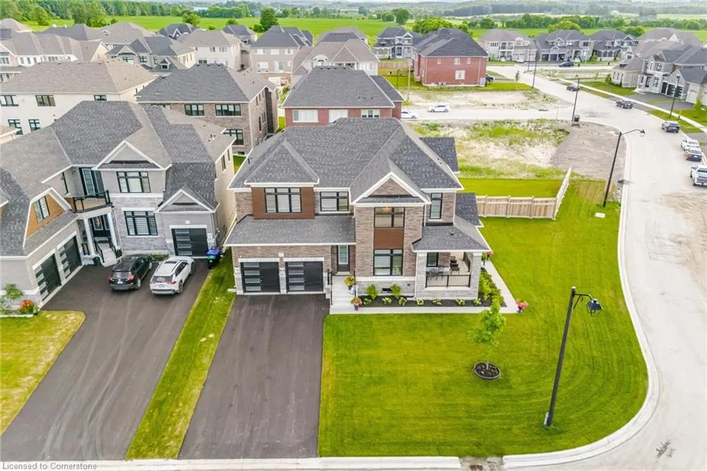 1 Twinleaf Crescent