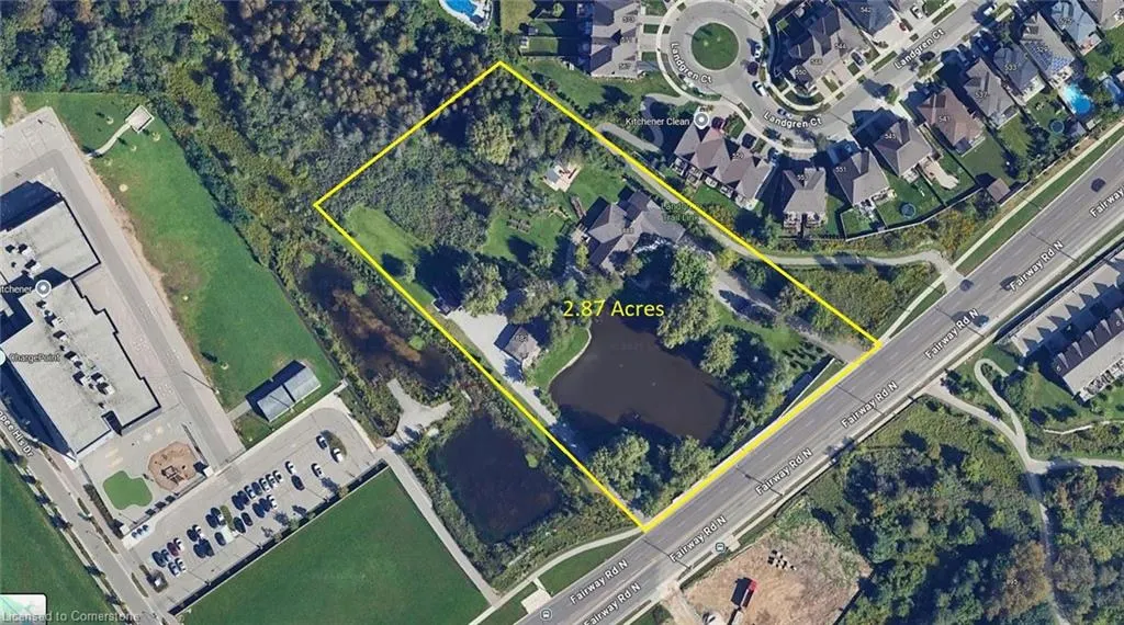 882-888 Fairway Road N