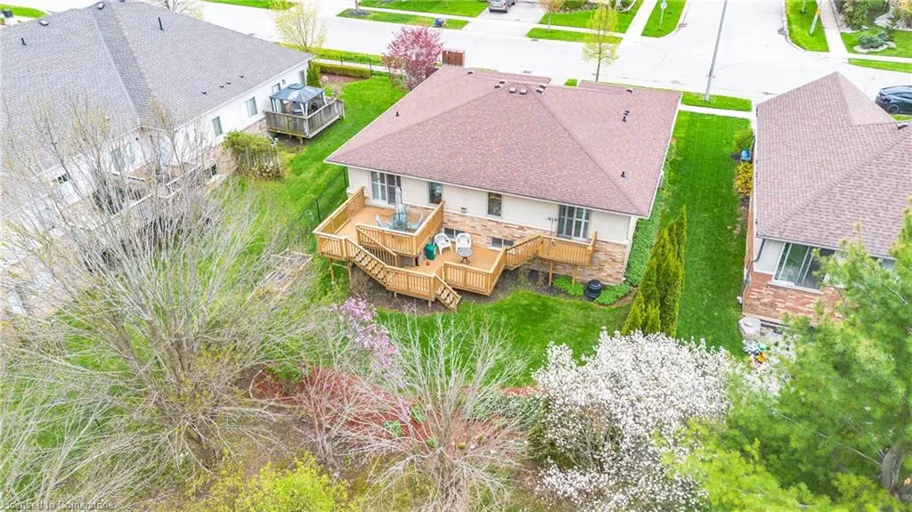 22 Cobblestone Drive