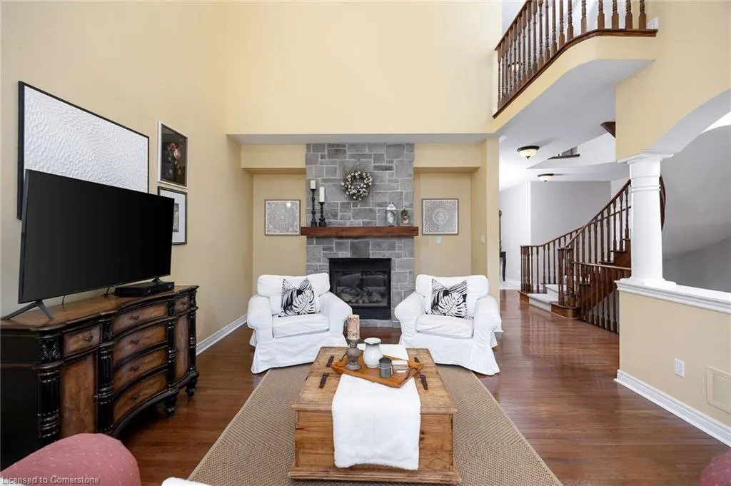 2182 Mariposa Road