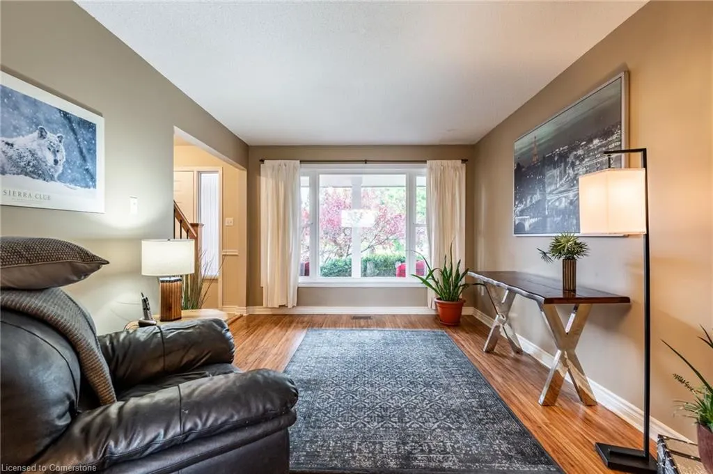 24 Vance Crescent