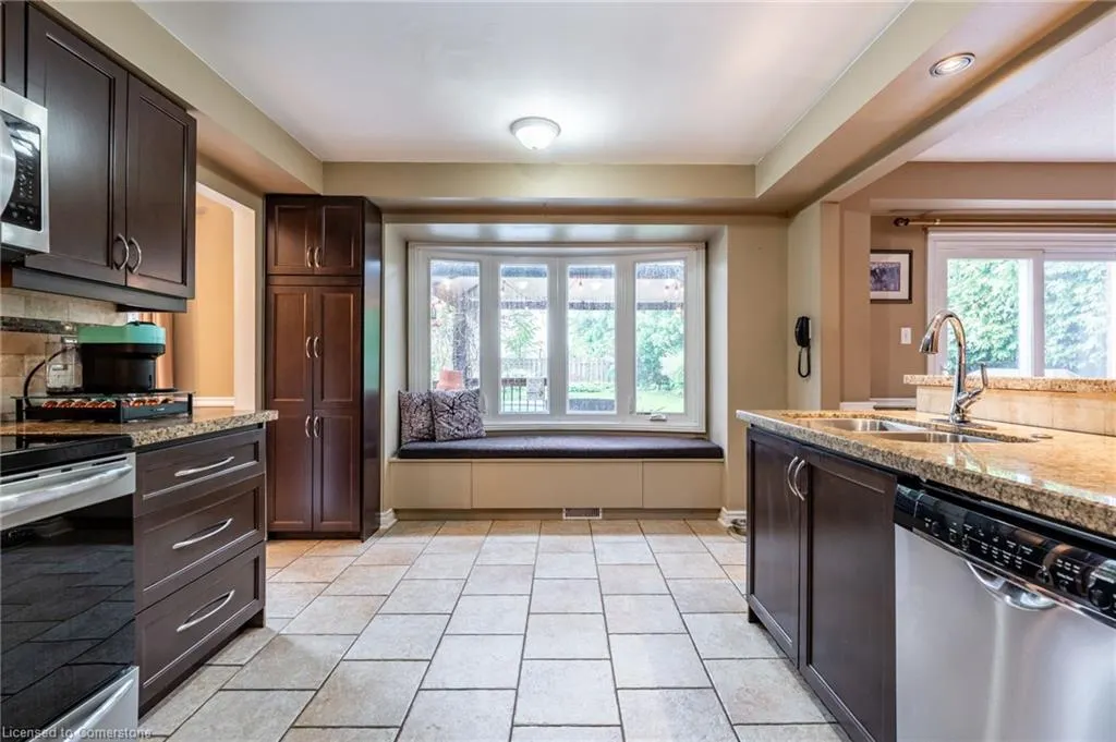 24 Vance Crescent