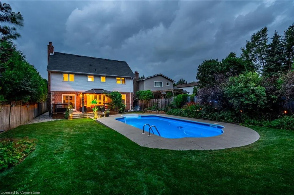 24 Vance Crescent