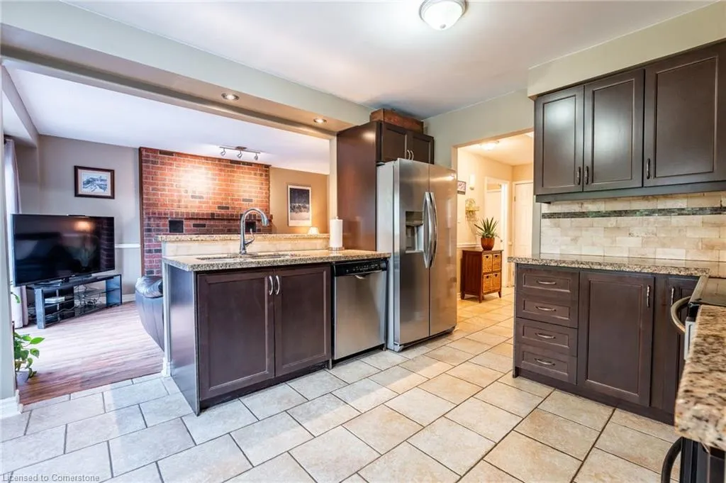 24 Vance Crescent