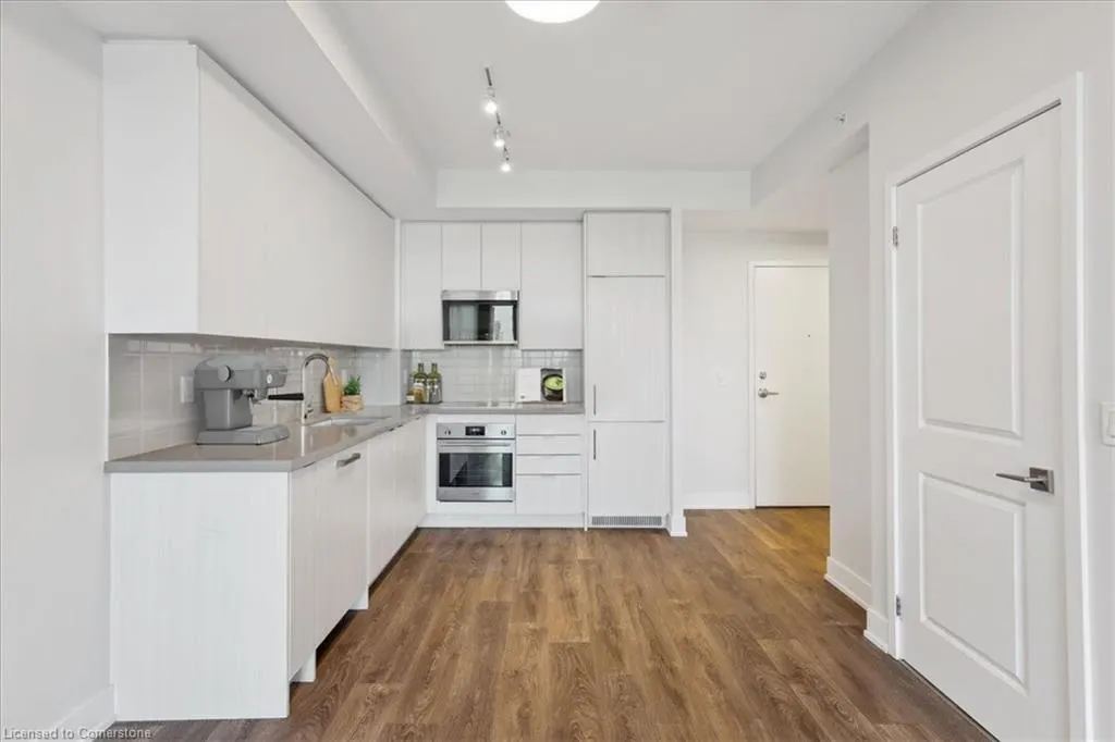 297 Oak Walk Drive, #805