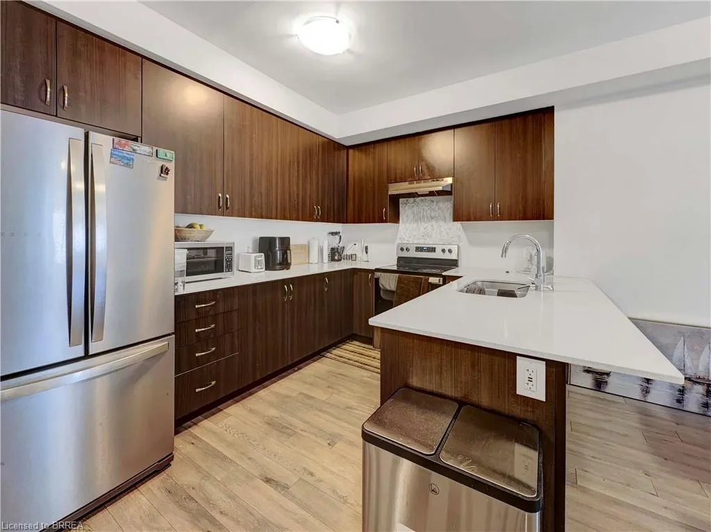 585 Colborne Street, #1105