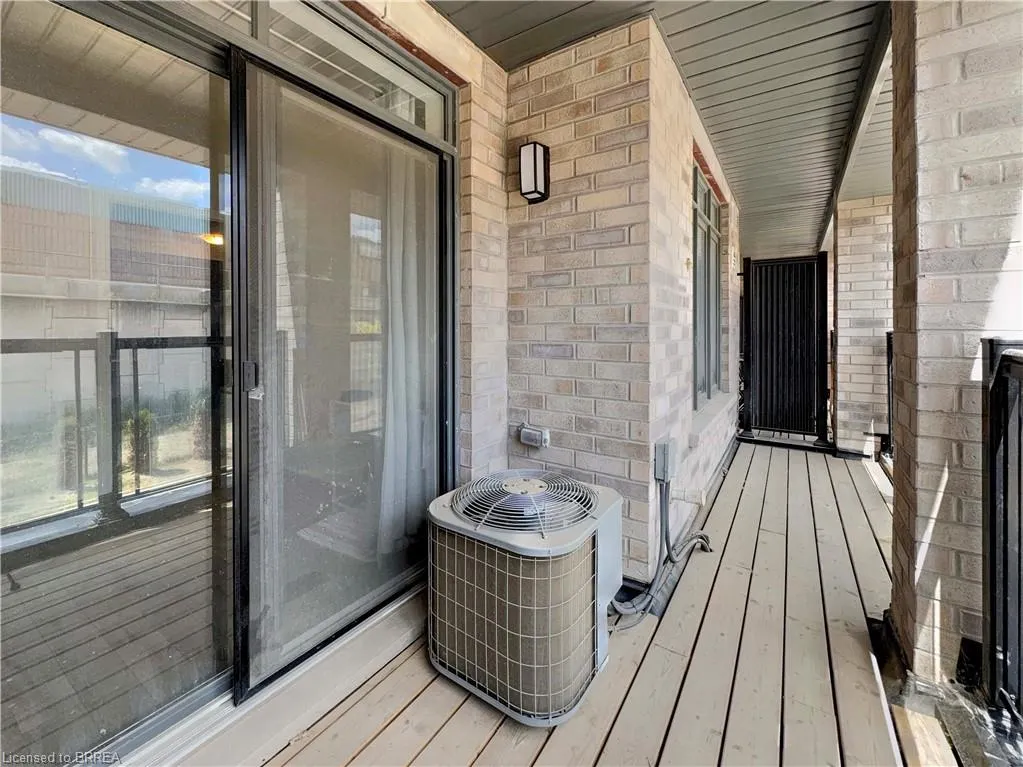 585 Colborne Street, #1105