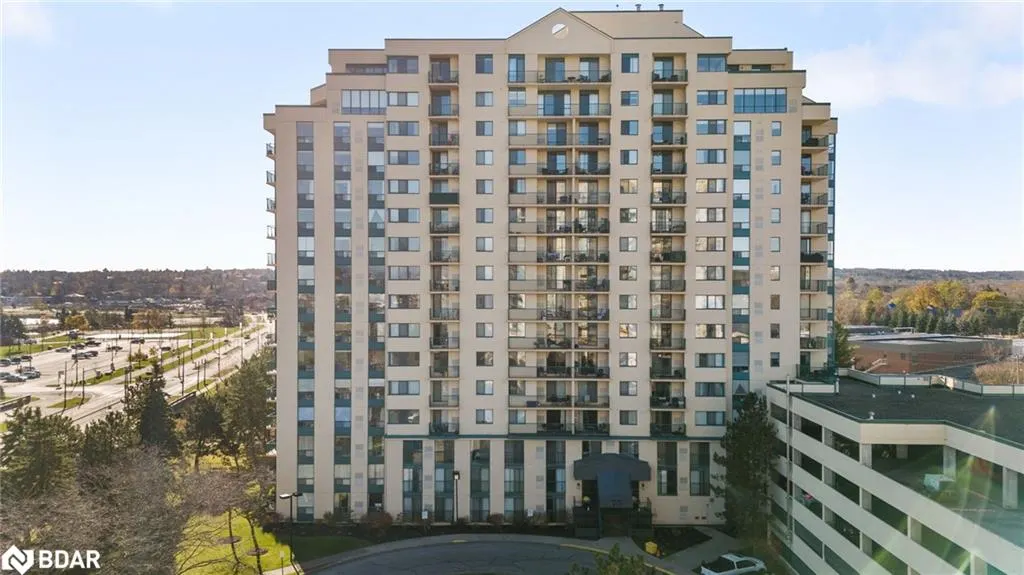 75 Ellen Street, #105