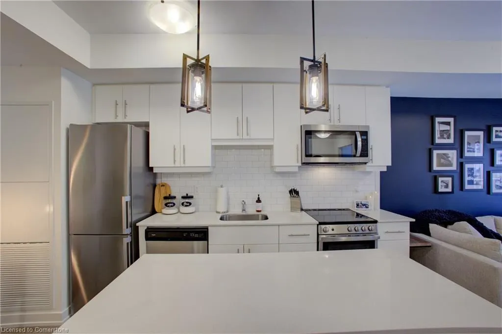 243 Northfield Drive E, #208