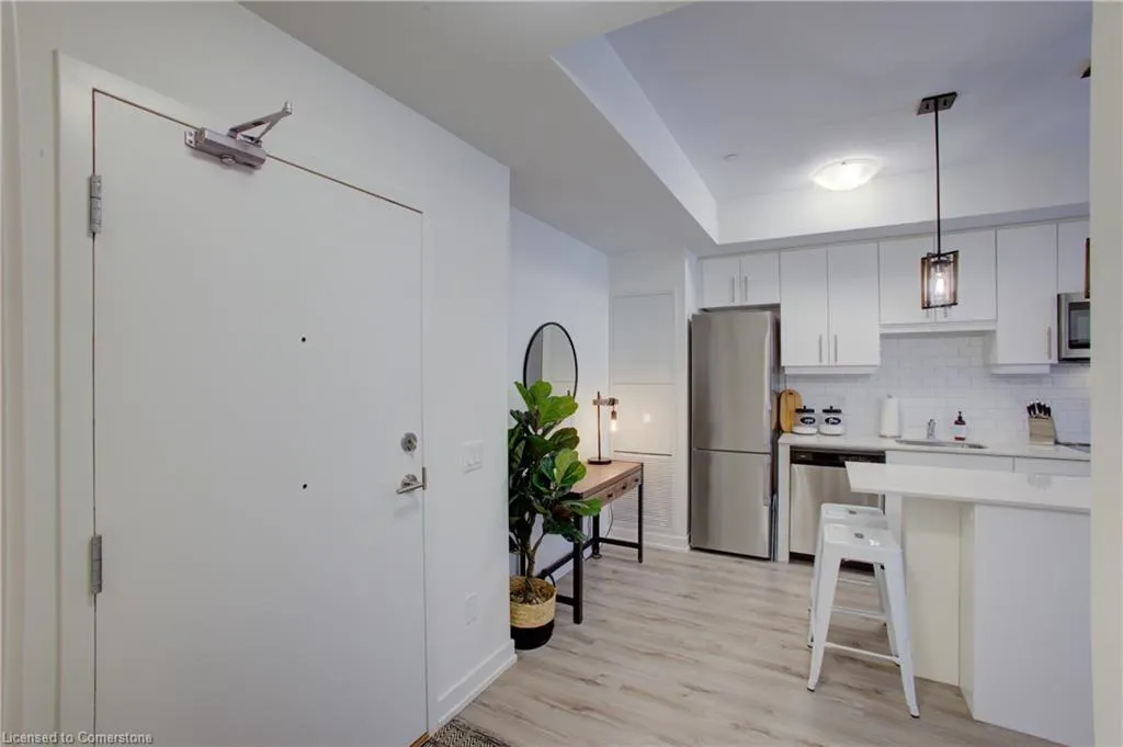 243 Northfield Drive E, #208