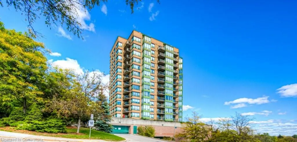 237 King Street W, #407