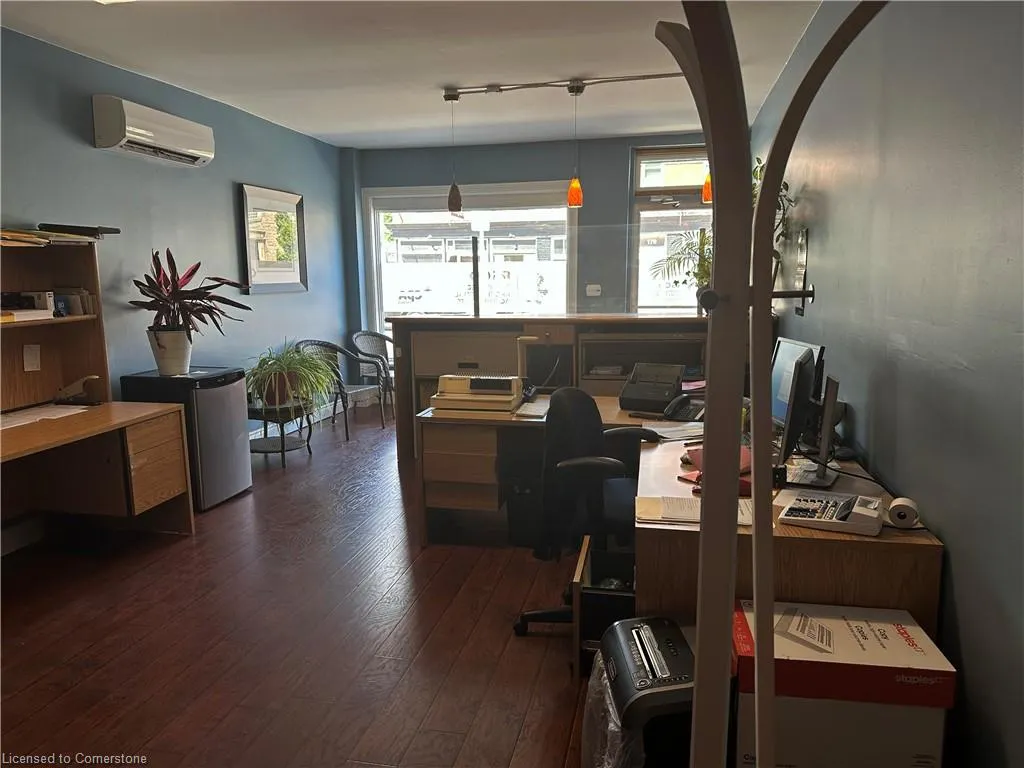 170 King Street W